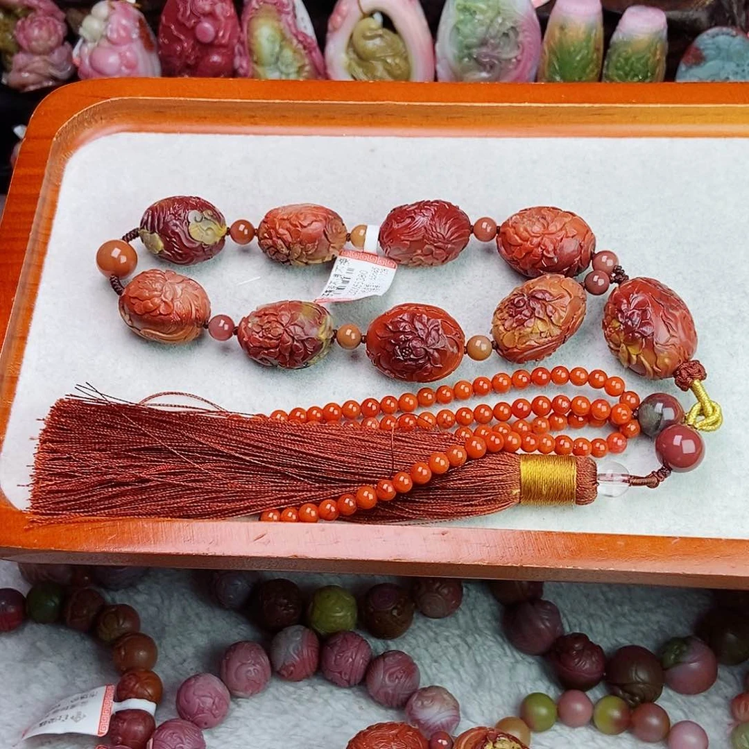 未镶嵌石英质玉（盐源）珠宝半成品风*～