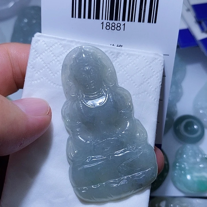 颈饰未镶嵌翡翠天光墟翡翠市场现金代购