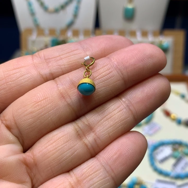 绿松石18K金镶嵌挂件