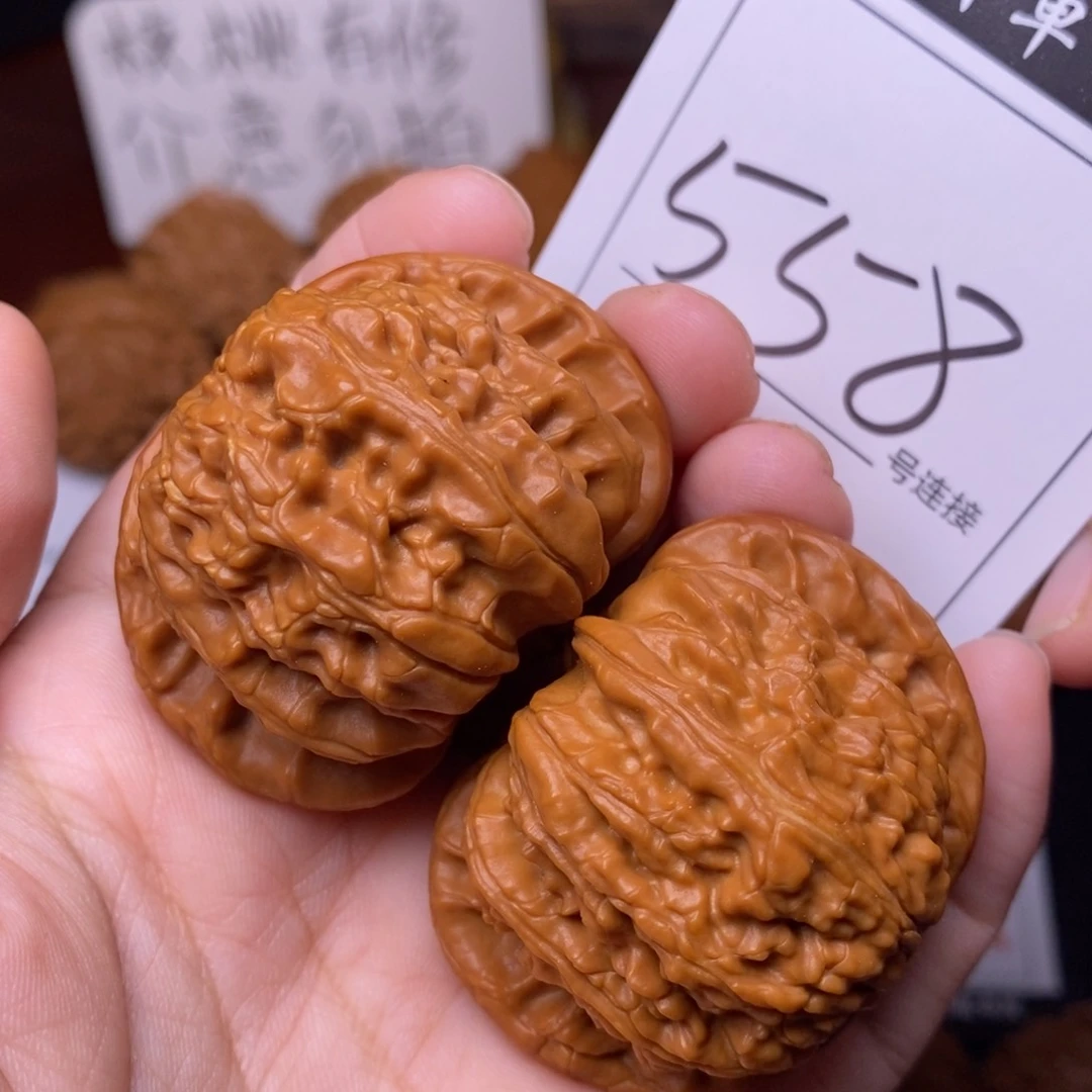 把件文玩核桃558闷尖白狮子头4.6