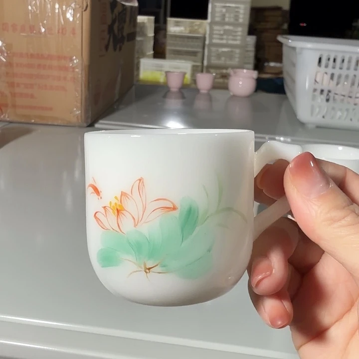 孤品手绘打样璞玉耳朵杯荷花