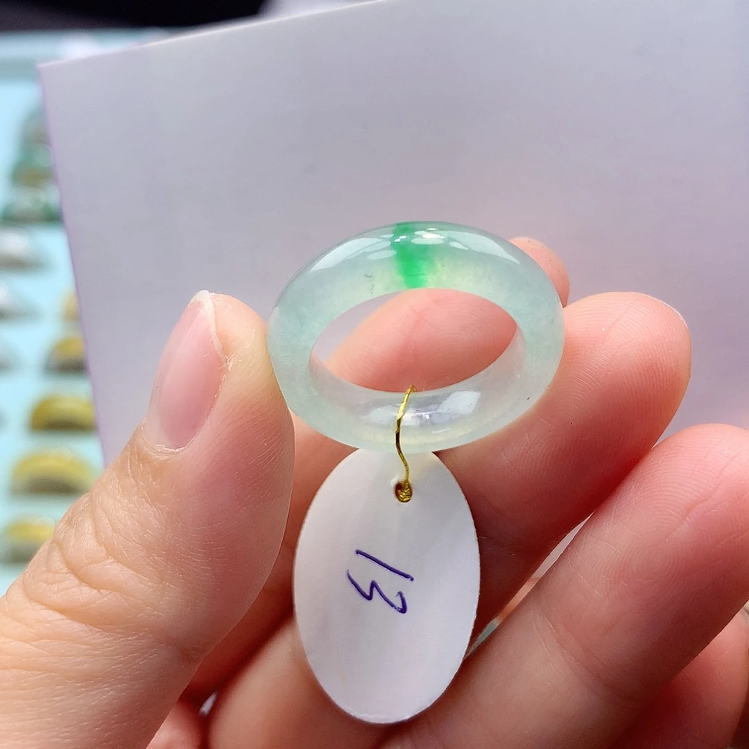 未镶嵌戒指翡翠13圈