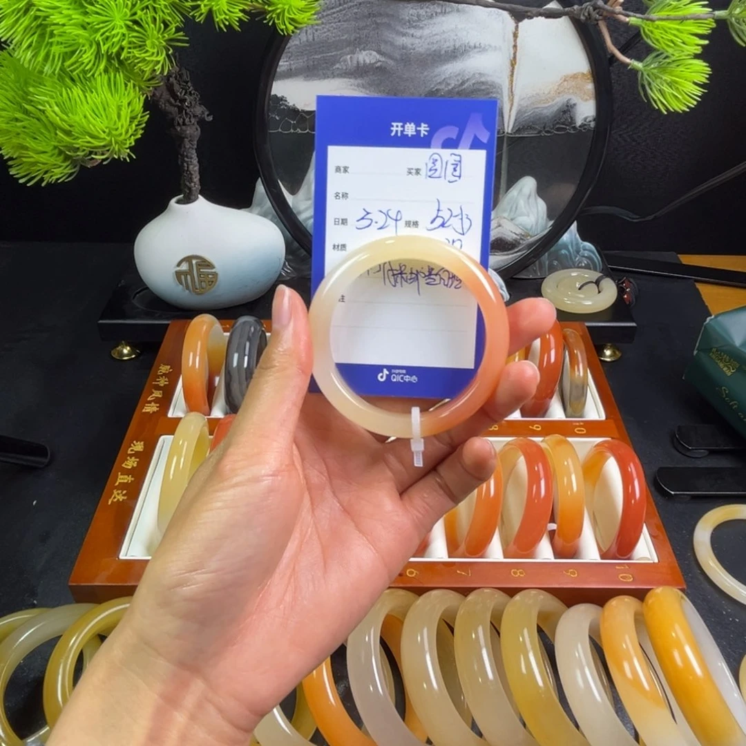 石英质玉手镯未镶嵌圆*