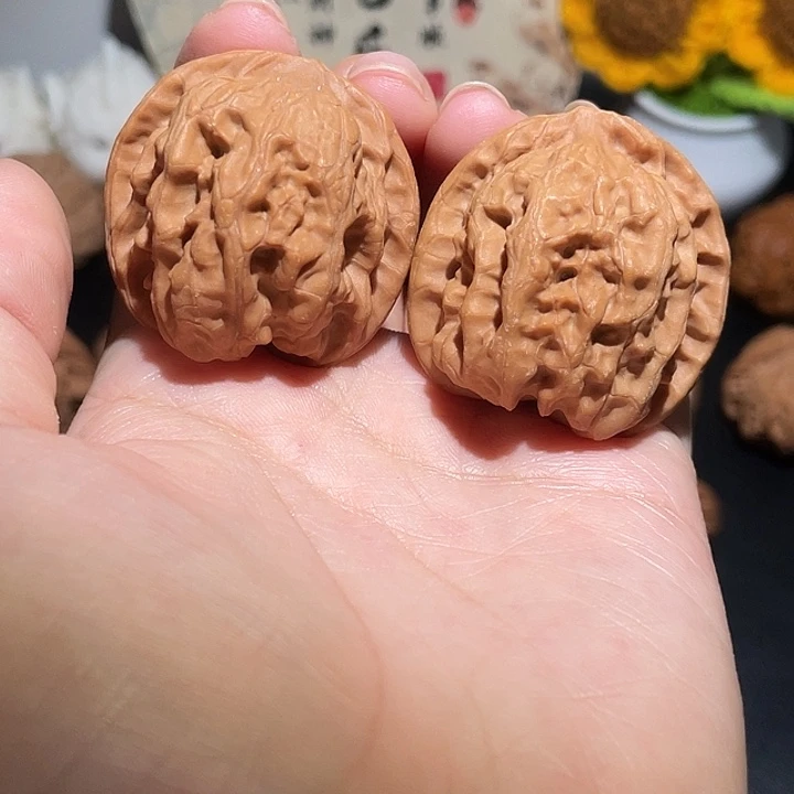 吊坠文玩核桃磐石送练手运费5块