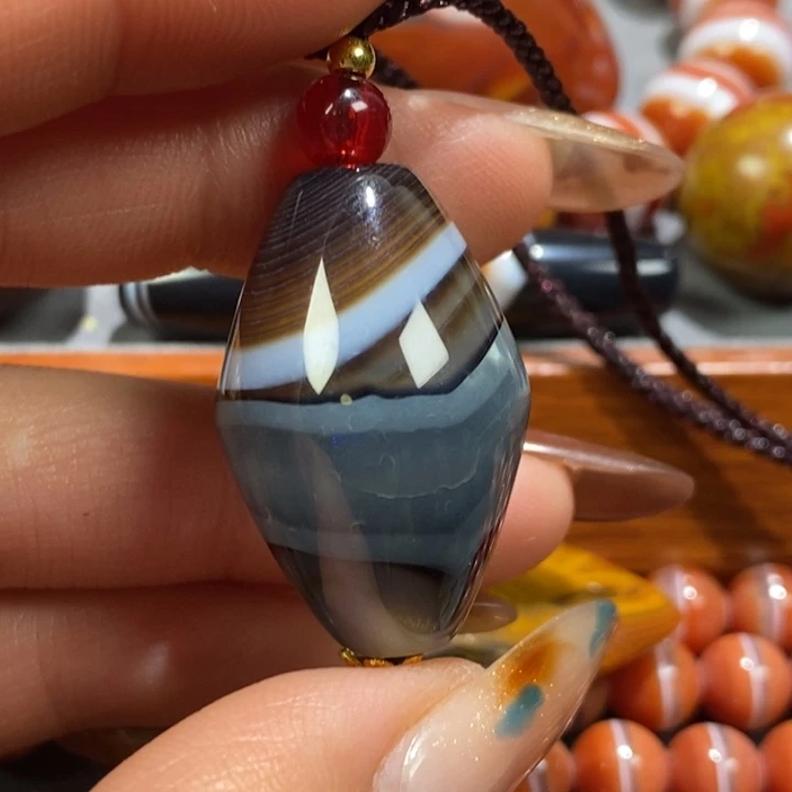 玛瑙/玉髓未镶嵌颈饰