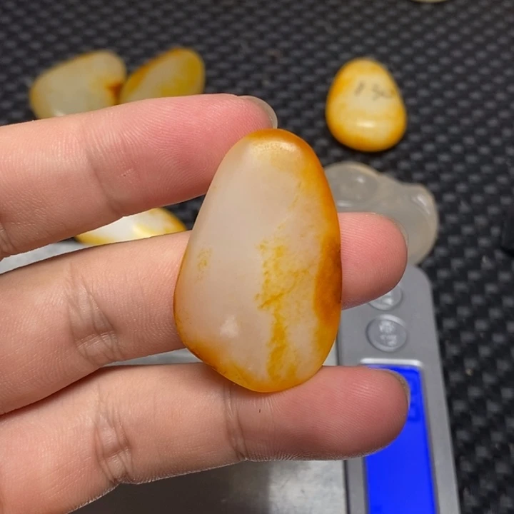 未镶嵌和田玉挂件