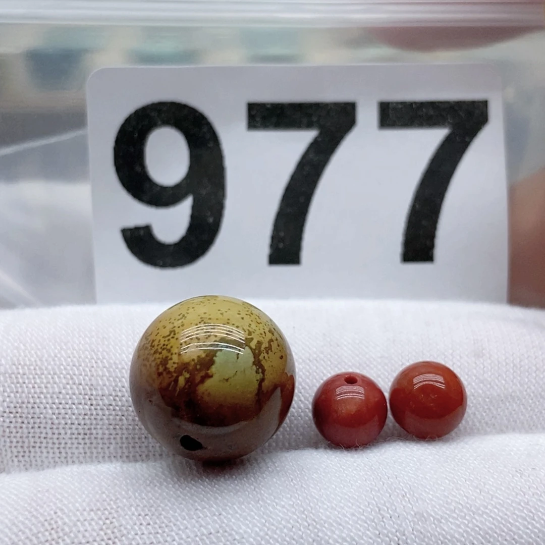 南红玛瑙未镶嵌颈饰