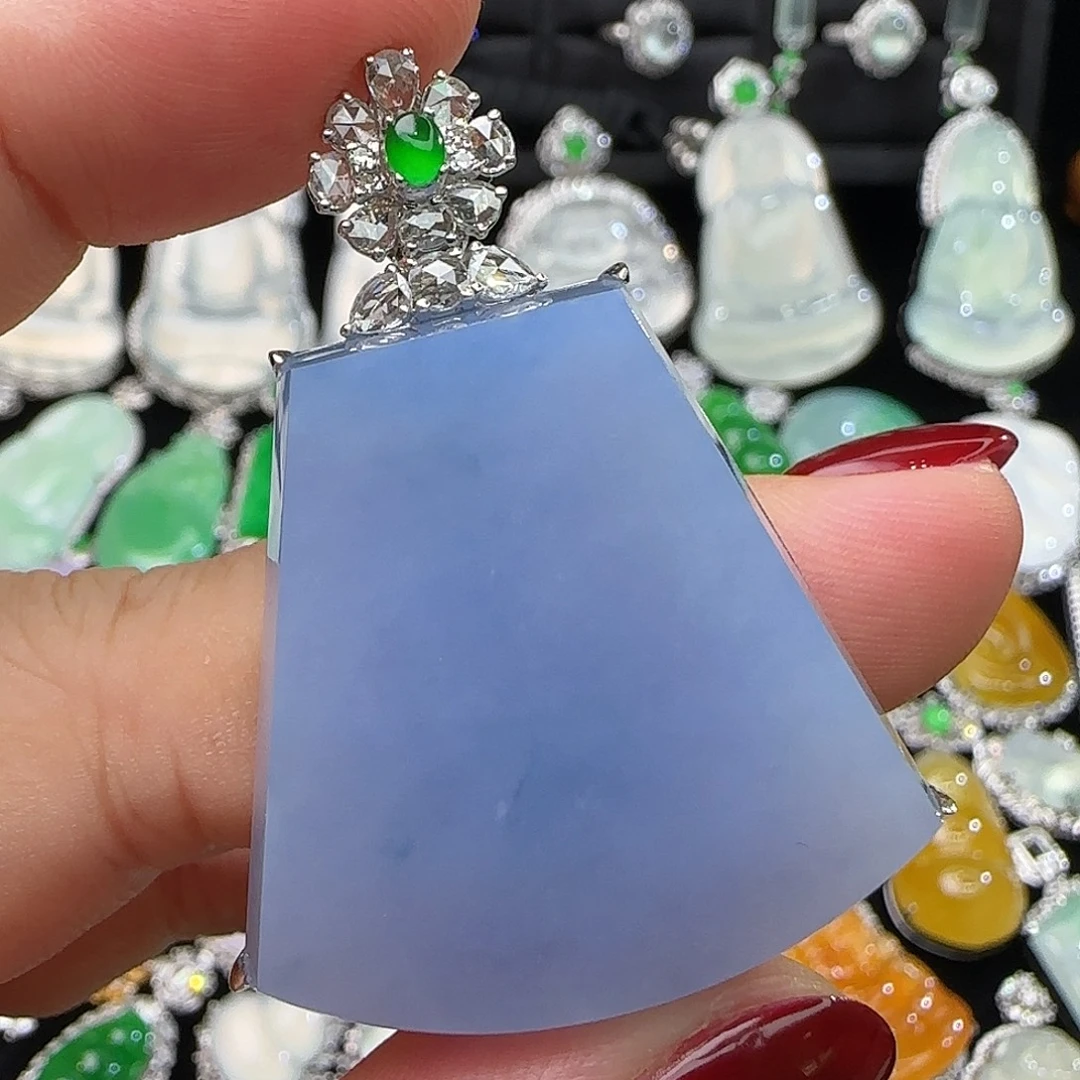 翡翠18K金镶嵌颈饰天然翡翠