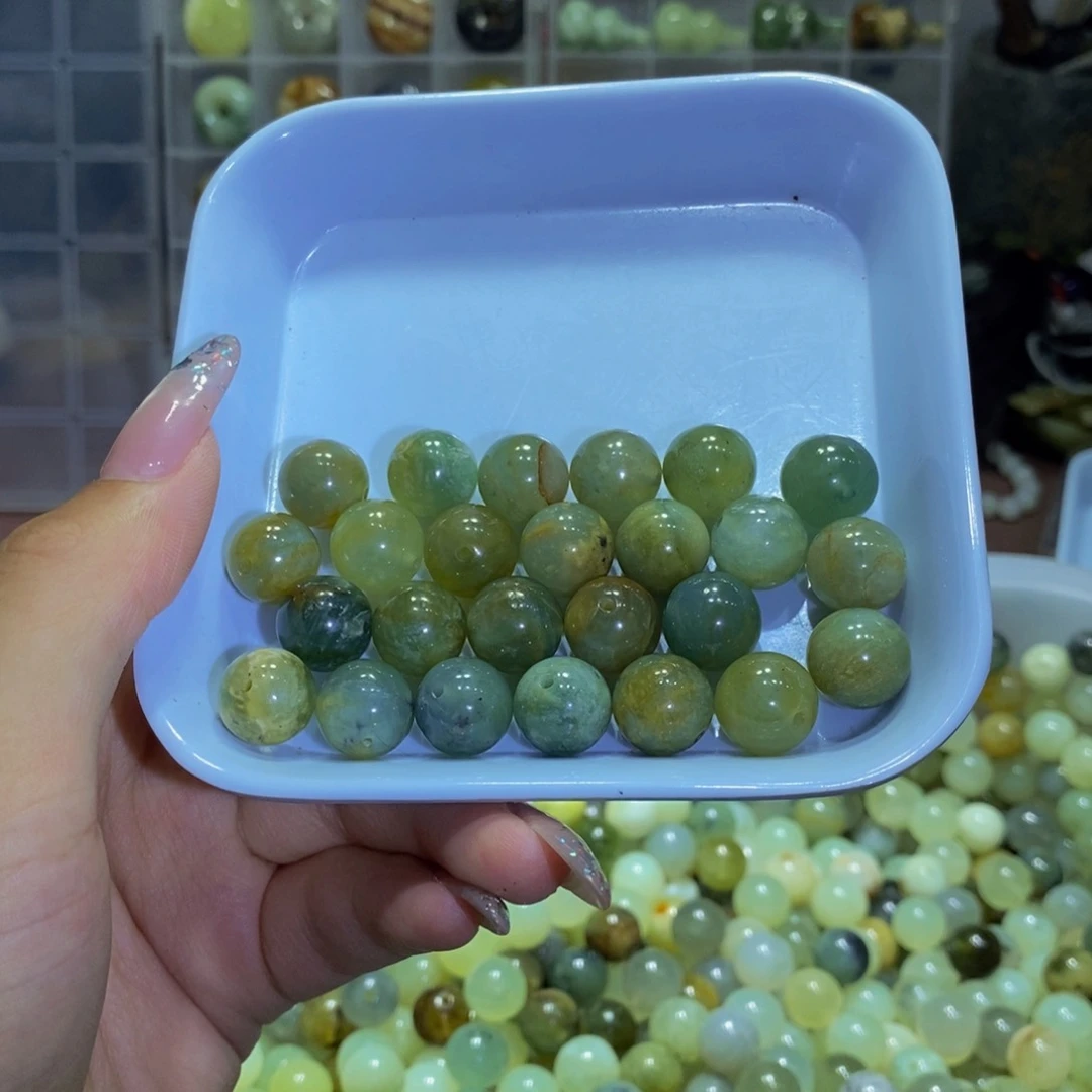 蛇纹石玉未镶嵌颈饰111