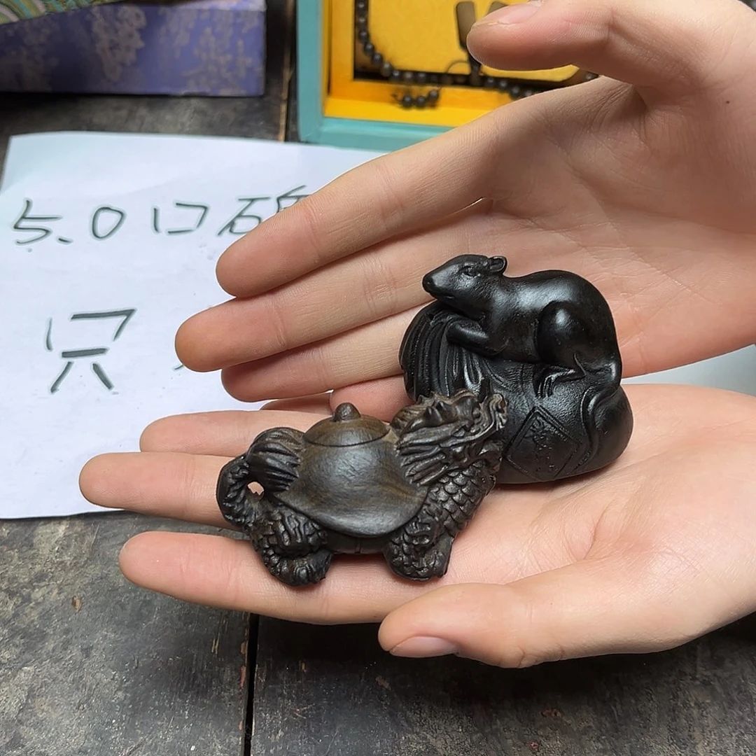 大叶紫檀（黑酸枝木类）