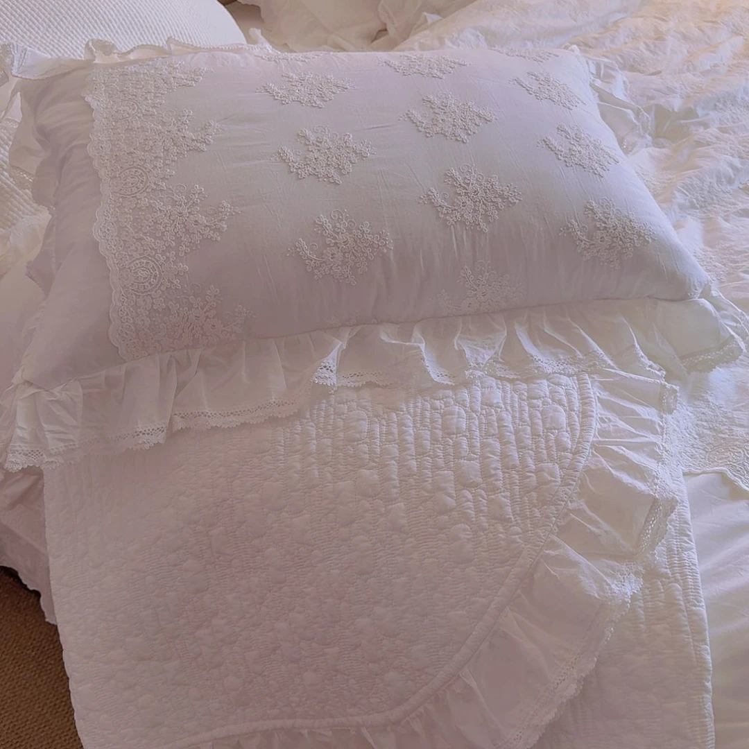 棉卡尔斯床盖三件套白色