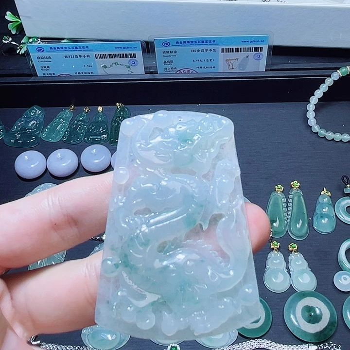 颈饰未镶嵌翡翠翡翠