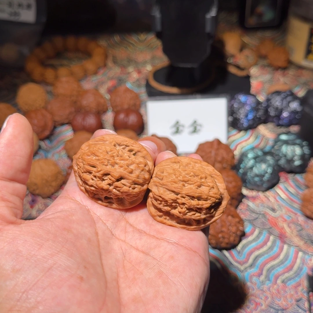 文玩核桃把件01麦穗虎头，尺寸37