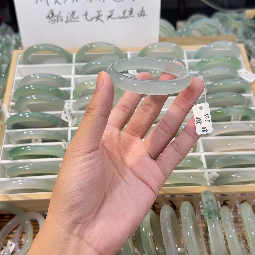 手镯玛瑙/玉髓未镶嵌圈口55.5
