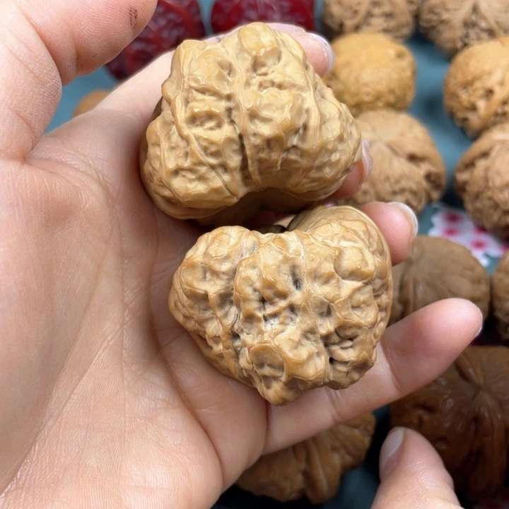 文玩核桃把件W 16 43 蛤蟆头