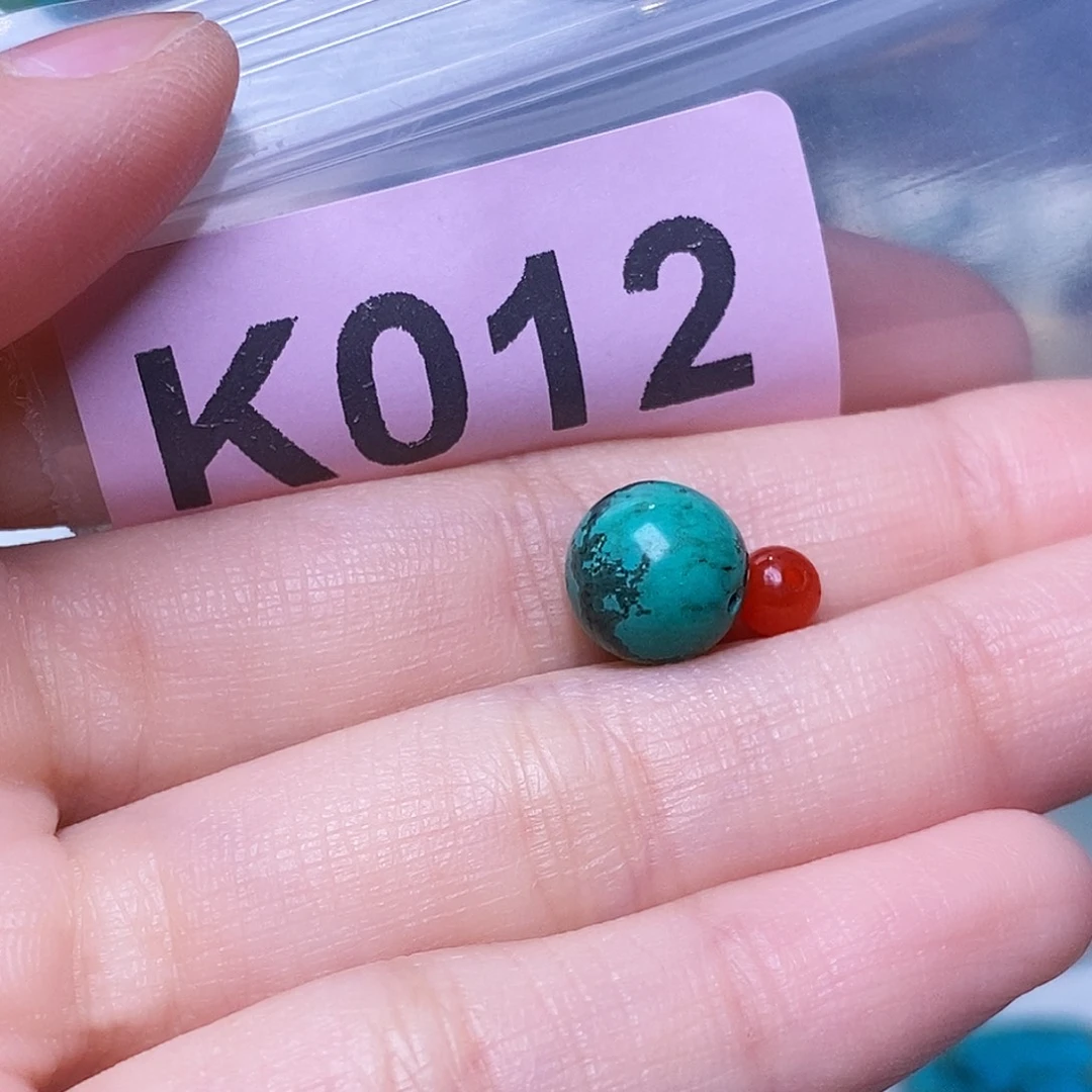 南红玛瑙未镶嵌珠宝奇石