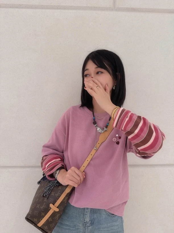 【粉墨】婷婷推荐 早春新款减龄显白假两件条纹上衣T恤