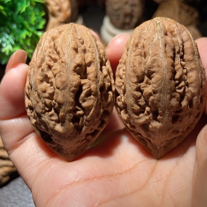 把件文玩核桃东北楸子小雪219