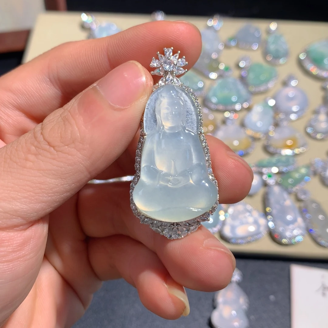 萬***迷翡翠银S925镶嵌颈饰