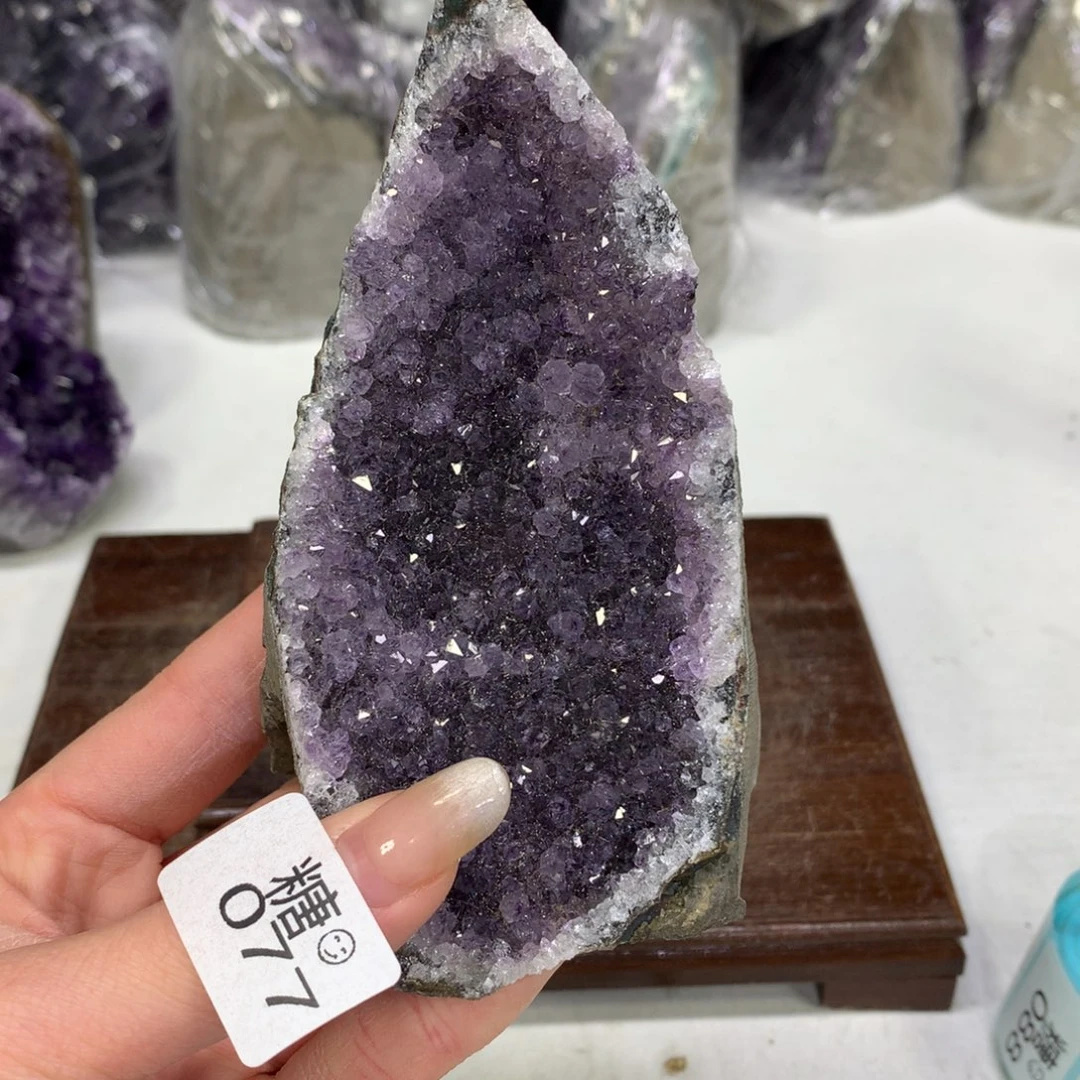 紫晶摆件未镶嵌水晶