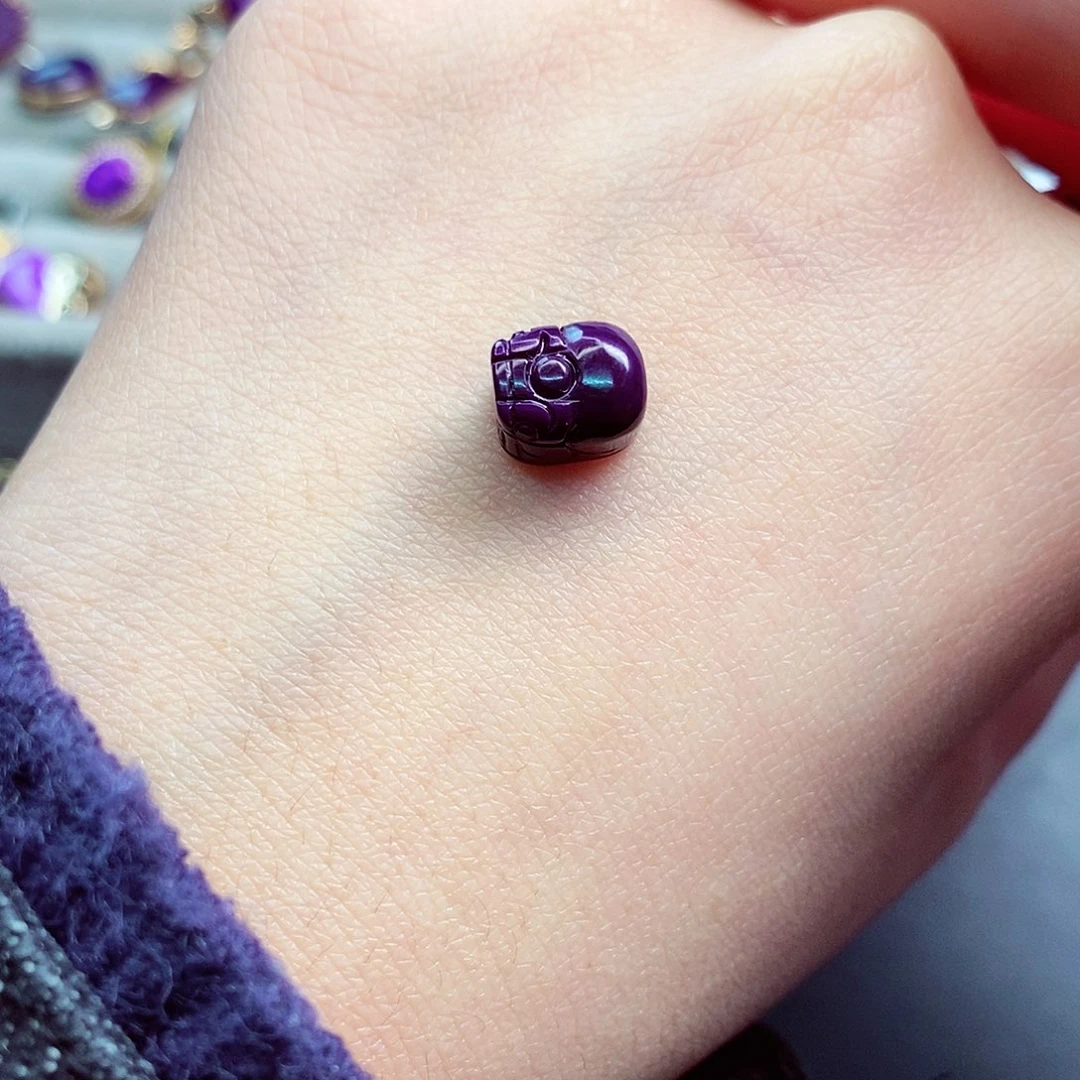 苏纪石（舒俱来）裸石未镶嵌Ꭽ****