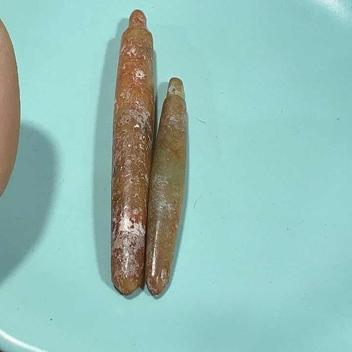 透闪石质玉未镶嵌挂件