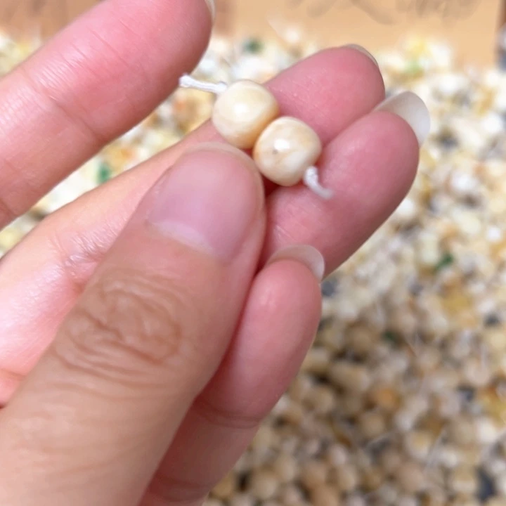 裸石蜜蜡未镶嵌8mm一对