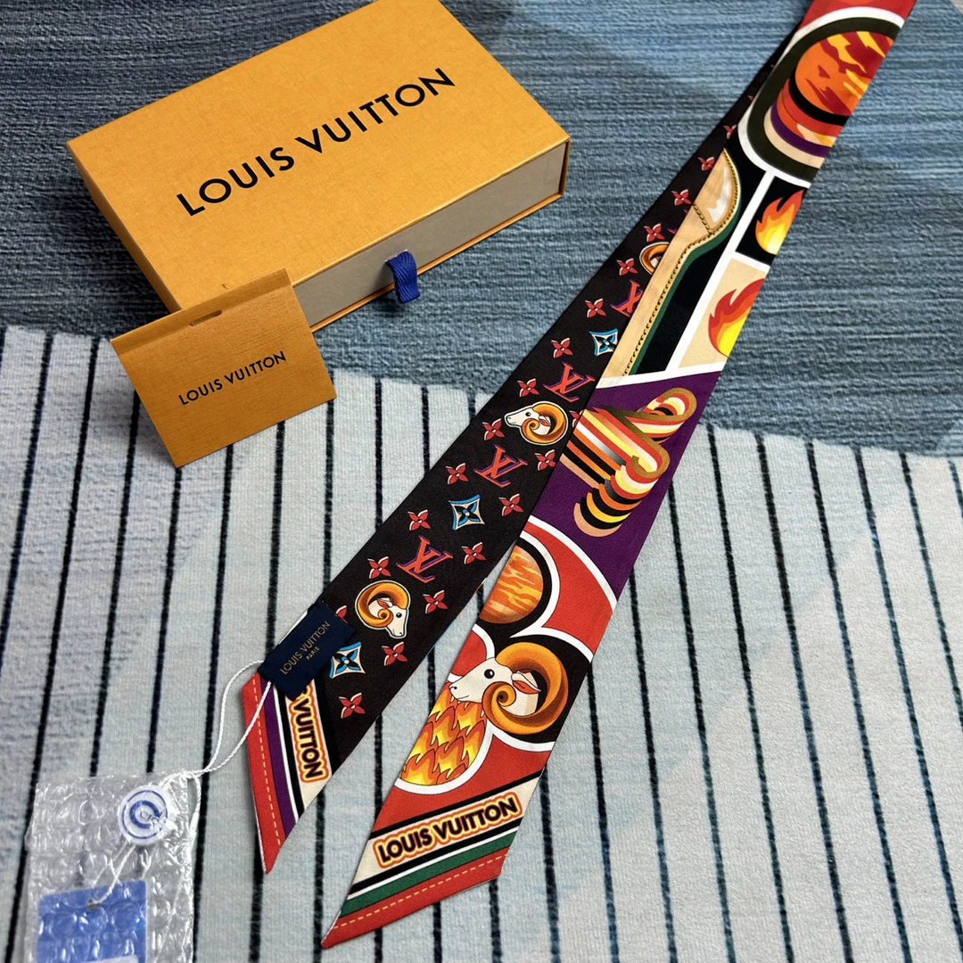 未使用 LouisVuitton/路易威登 lv满印丝带