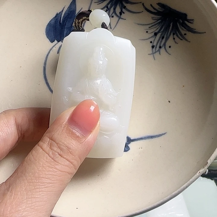 龙***哥瓷片新号开播挂件一个