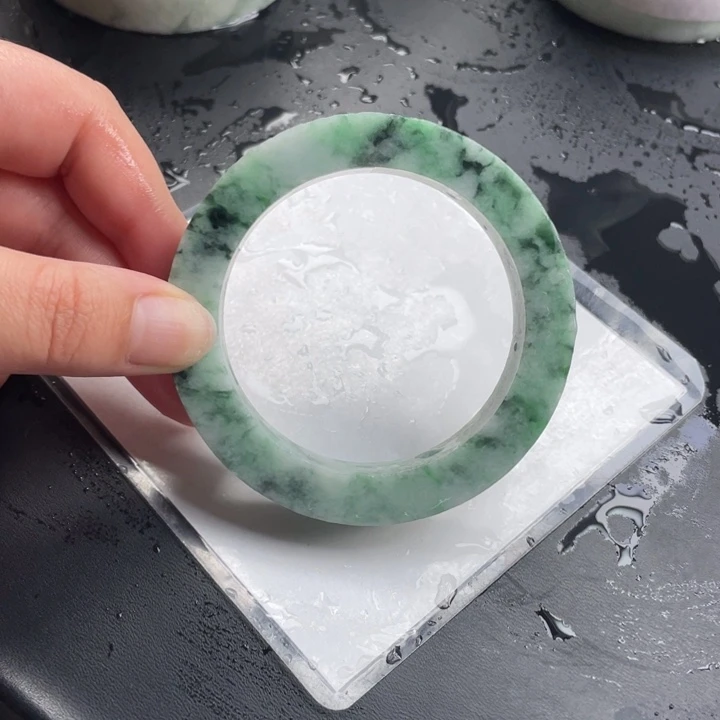 定制翡翠翡翠手镯未镶嵌