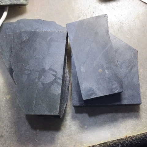 未镶嵌和田玉（糖玉）挂件金**堂