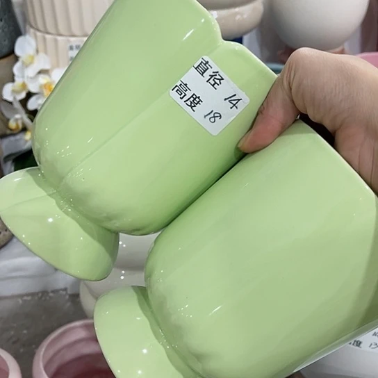 多肉绿植陶瓷花盆9.9包邮，有孔