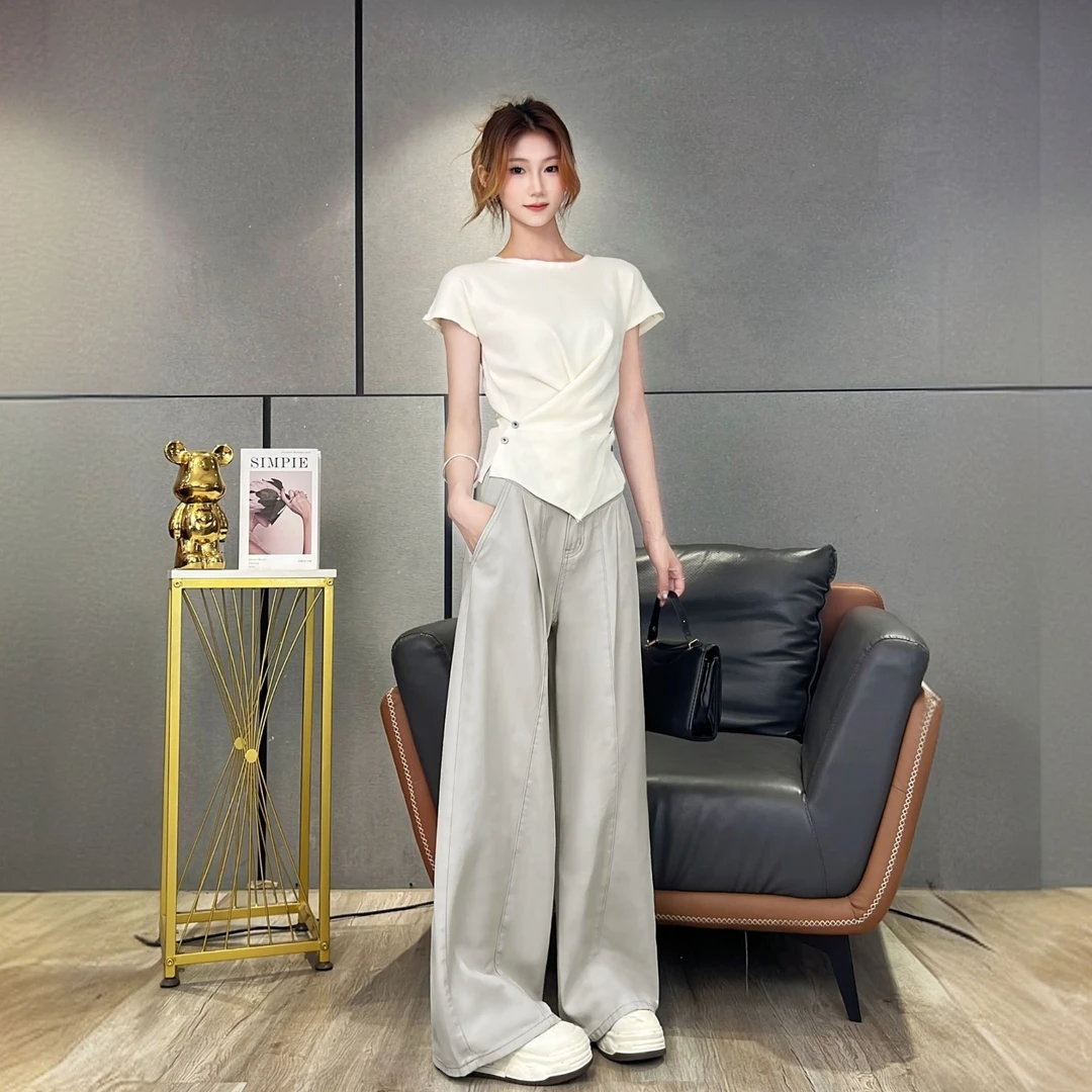 莫兰迪灰设计感2025新款宽松阔腿高腰显瘦垂感百搭直筒裤牛仔裤女