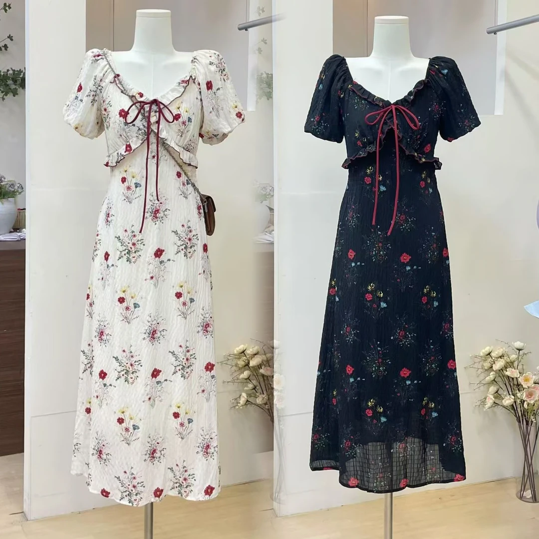 V领法式收腰显瘦碎花连衣裙~