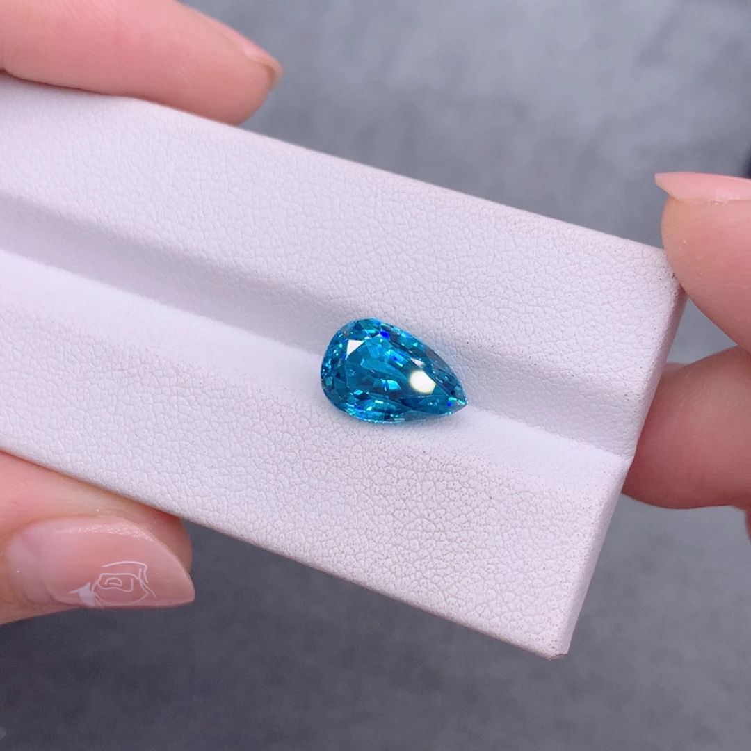 未镶嵌天然锆石裸石7.45克拉风信子