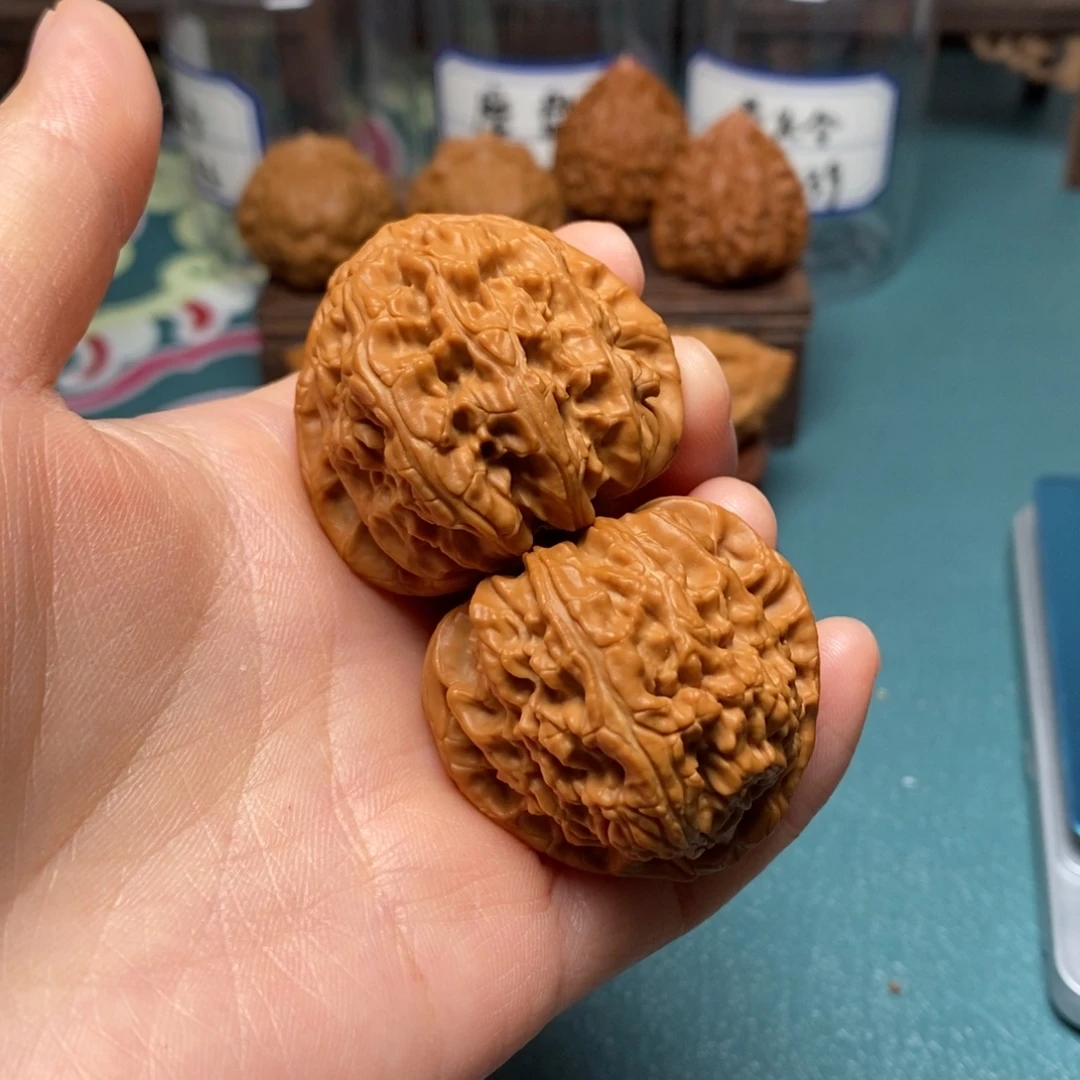 核桃40尺三角白修