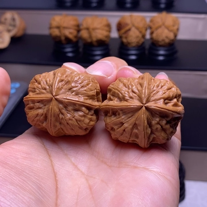 把件文玩核桃聚宝盆四楞44