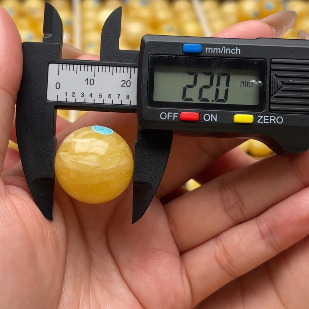 琥珀未镶嵌裸石蜜蜡圆珠笑