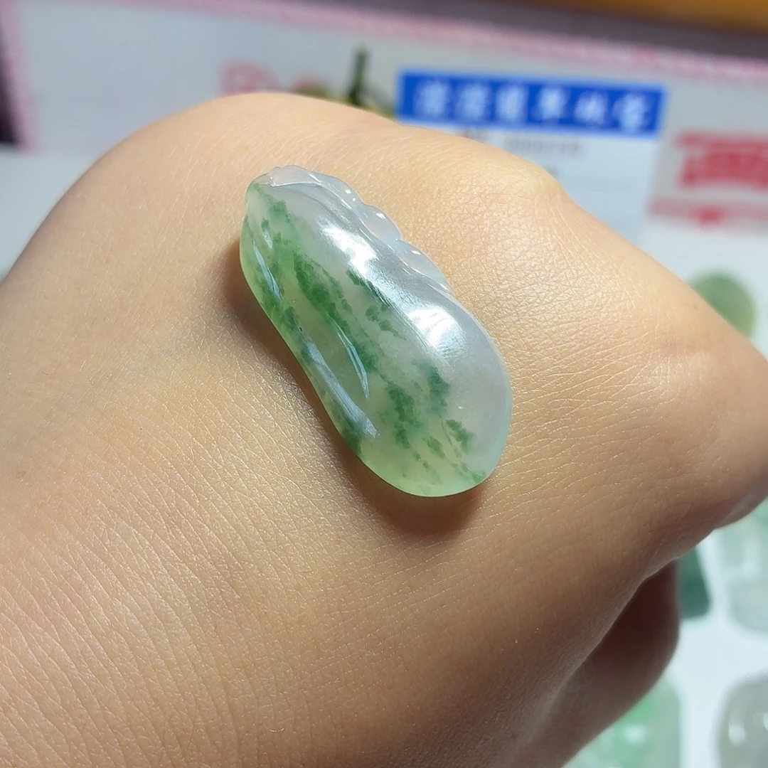 颈饰未镶嵌翡翠缅甸天然翡翠A货
