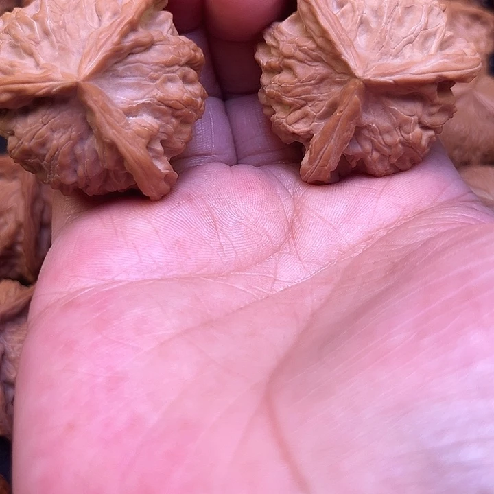 我***样吊坠文玩核桃你们都在