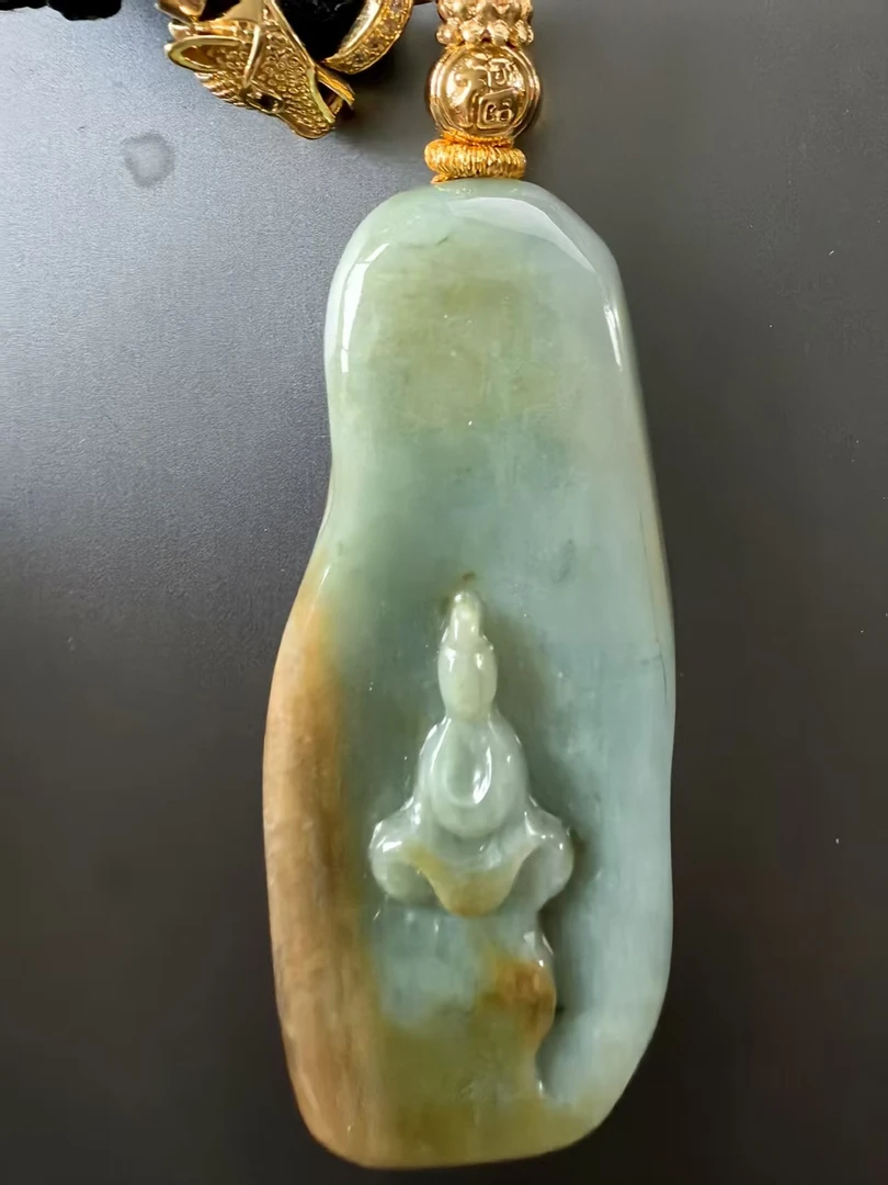 天然缅甸翡翠工艺精细挂饰挂