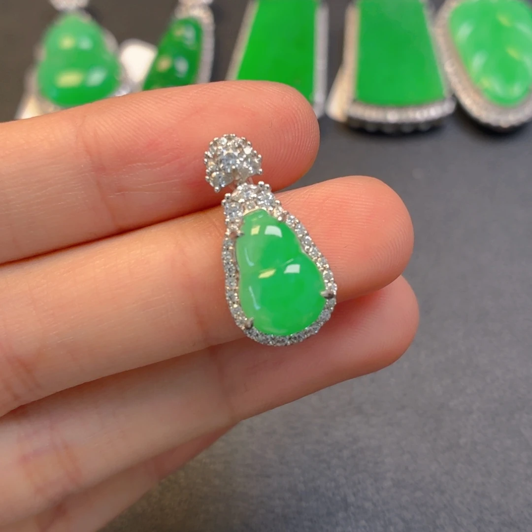 翡翠银S925镶嵌颈饰