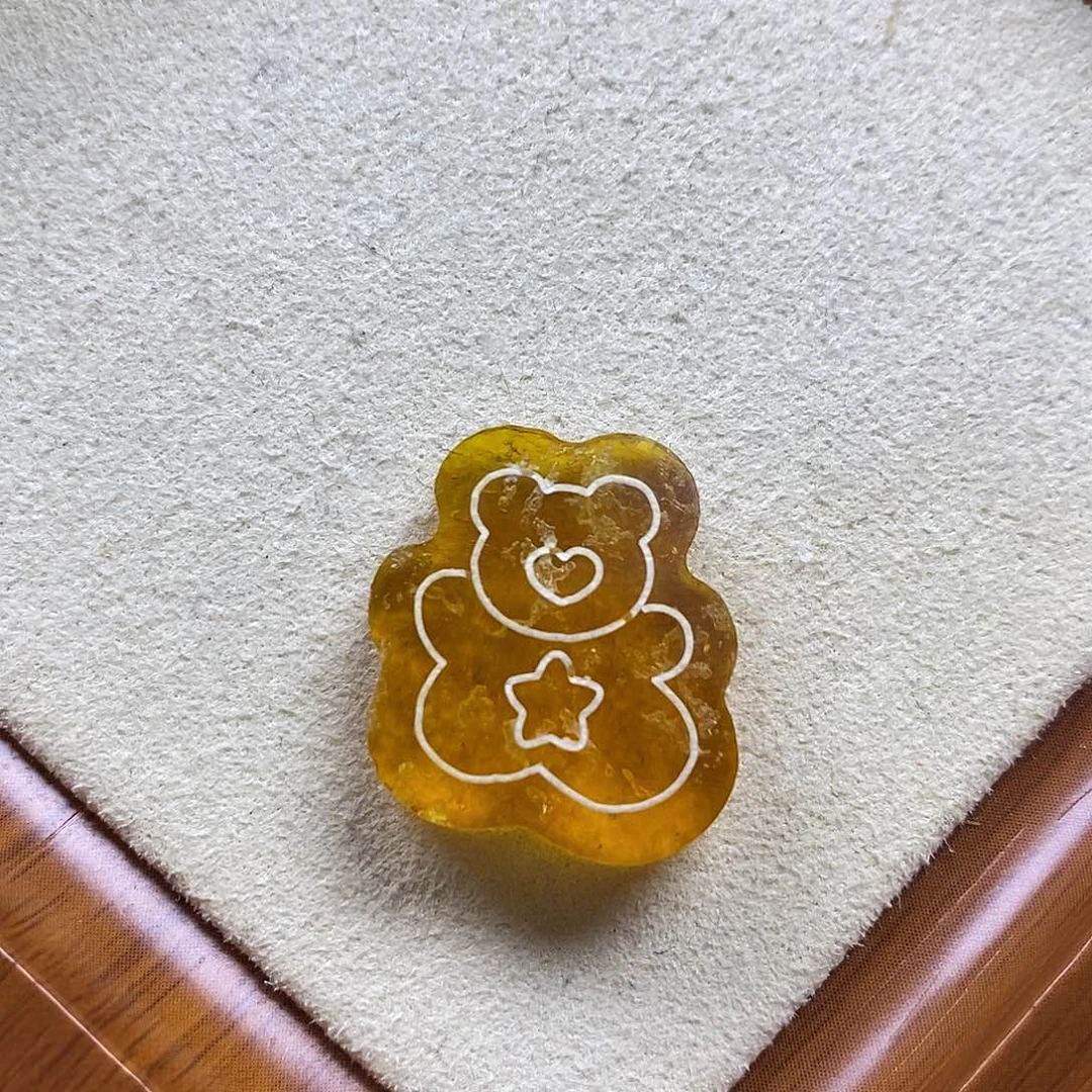 琥珀未镶嵌珠宝奇石