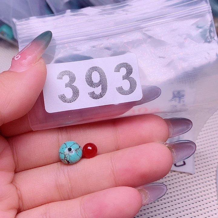 南红玛瑙未镶嵌珠宝奇石
