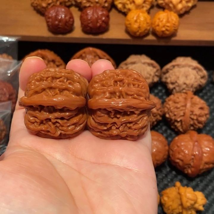 鵬***低文玩核桃吊坠39尺寸四座楼0536