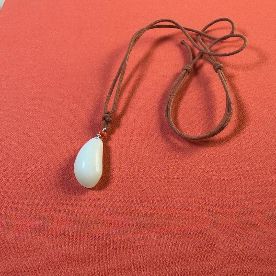 和田玉未镶嵌颈饰不退不换