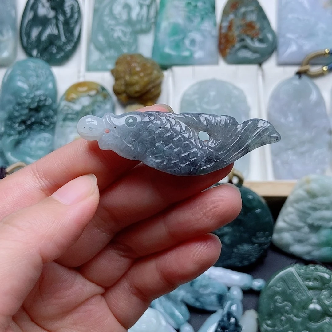 翡翠未镶嵌颈饰翡翠