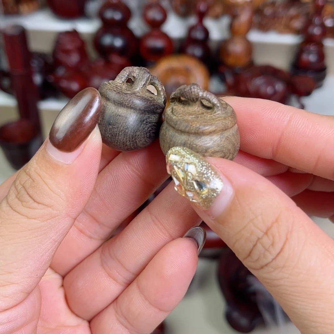 阴沉木一对柿子2个