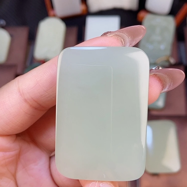 【闪购商品】和田玉未镶嵌颈饰