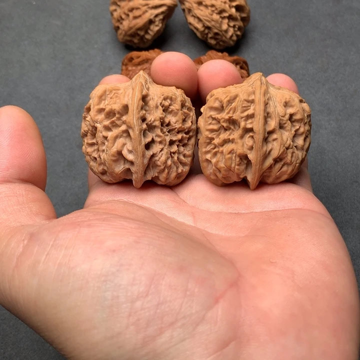 吊坠文玩核桃西北将军膀文玩核桃